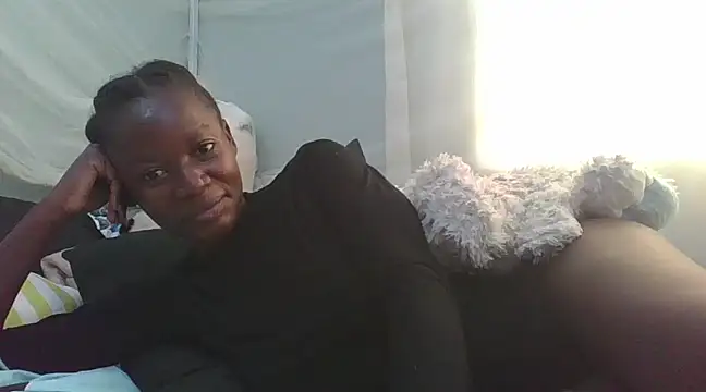 Snapshot of SHILIBWA chatting on 03.12.25 SHILIBWA online show from 03.12.25