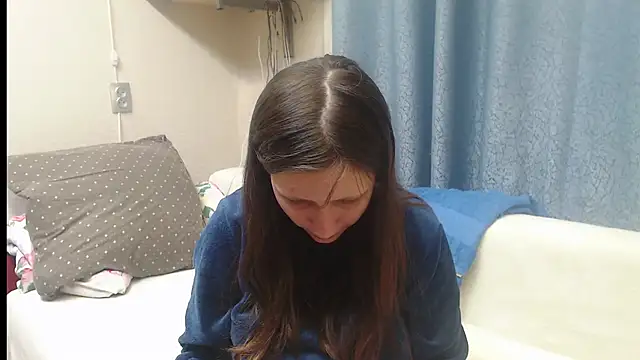 alisacucumber online show from 01.12.25