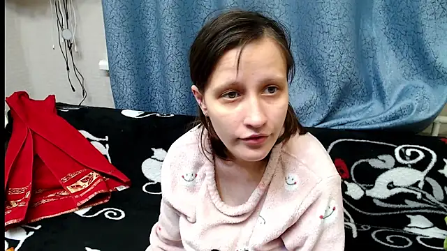 alisacucumber online show from 01.25.25