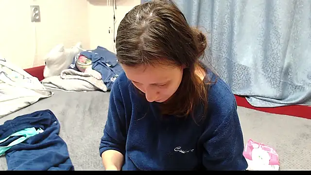 alisacucumber online show from 09.20.25