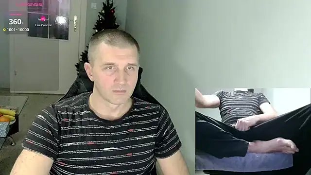 Snapshot of Maribor chatting on 12.15.25 Maribor online show from 12.15.25