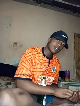 Snapshot of Pussyfucker377 chatting on 11.22.25 Pussyfucker377 online show from 11.22.25