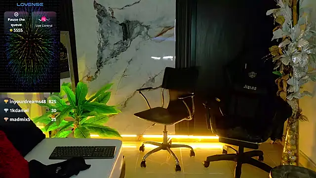 pamelajackson online show from 01.04.25