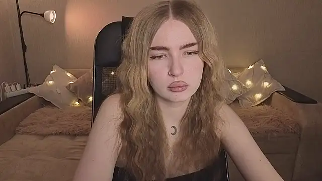 ViolettaLopez online show from 02.23.26