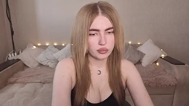 Snapshot of ViolettaLopez chatting on 06.08.26 ViolettaLopez online show from 06.08.26