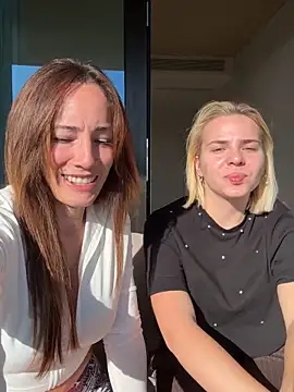 Snapshot of SweeetAlegra chatting on 11.25.25 SweeetAlegra online show from 11.25.25