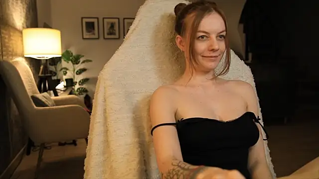 LadyInBad online show from 02.22.25