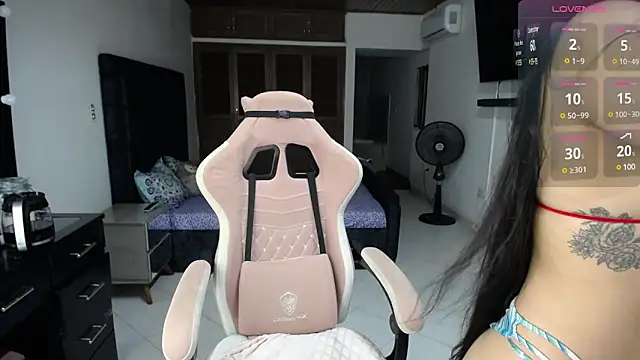 ashley morgan 18 online show from 03.06.25