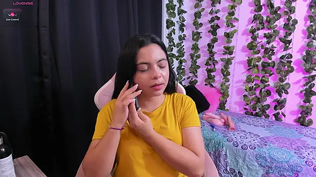 ashley morgan 18 online show from 11.06.25