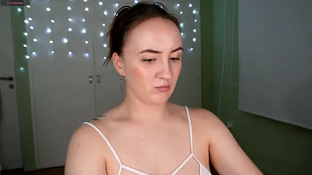 Black Eva  online show from 03.07.25