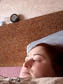 Amy August online show from 03.18.25