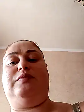 Amy August online show from 03.21.25