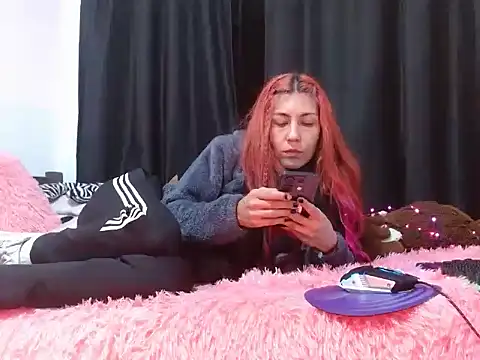 ReginaKor online show from 10.06.25