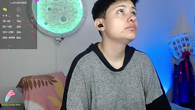 girl intense444 online show from 02.23.25