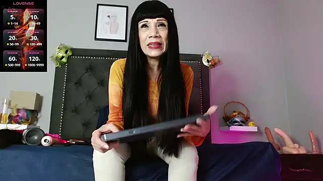 CharlotteLemke online show from 10.14.25