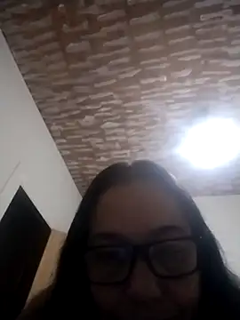 Snapshot of catdool chatting on 01.01.25 catdool online show from 01.01.25