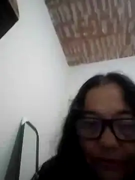 Snapshot of catdool chatting on 01.13.25 catdool online show from 01.13.25