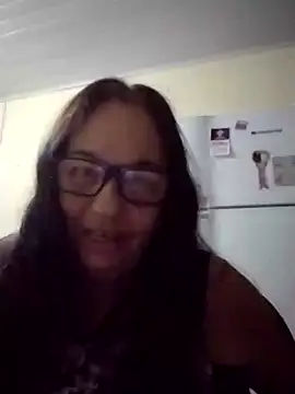 Snapshot of catdool chatting on 01.28.25 catdool online show from 01.28.25