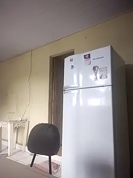 Snapshot of catdool chatting on 09.14.25 catdool online show from 09.14.25