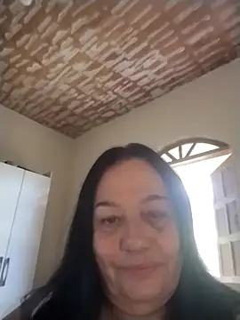 Snapshot of catdool chatting on 10.13.25 catdool online show from 10.13.25