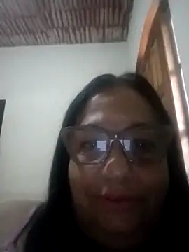 Snapshot of catdool chatting on 10.14.25 catdool online show from 10.14.25