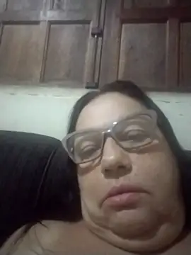 Snapshot of catdool chatting on 10.15.25 catdool online show from 10.15.25