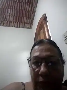 Snapshot of catdool chatting on 03.11.26 catdool online show from 03.11.26