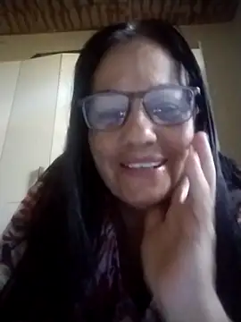 Snapshot of catdool chatting on 04.14.26 catdool online show from 04.14.26