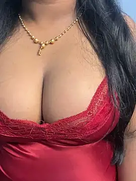 Dhiyapink online show from 12.06.24