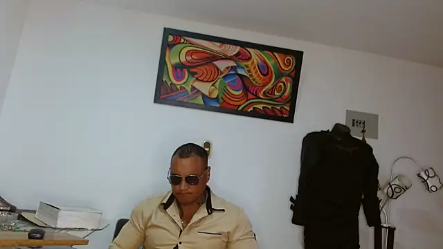 Snapshot of hardrock982 chatting on 06.19.26 hardrock982 online show from 06.19.26