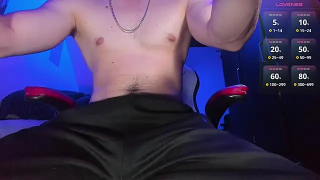 Snapshot of Alex_smith00 chatting on 12.21.25 Alex smith00 online show from 12.21.25