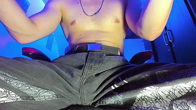 Snapshot of Alex_smith00 chatting on 02.12.26 Alex smith00 online show from 02.12.26