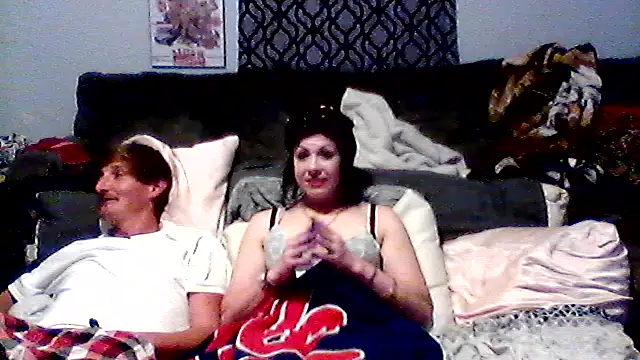 Snapshot of jizzyunit chatting on 09.28.25 jizzyunit online show from 09.28.25