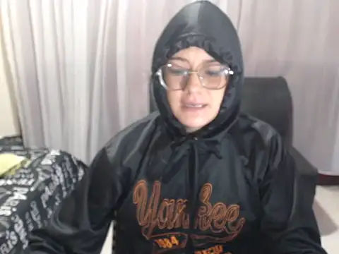 Snapshot of youth_lust69 chatting on 12.19.24 youth lust69 online show from 12.19.24