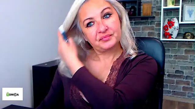 angel devil milf online show from 05.04.26
