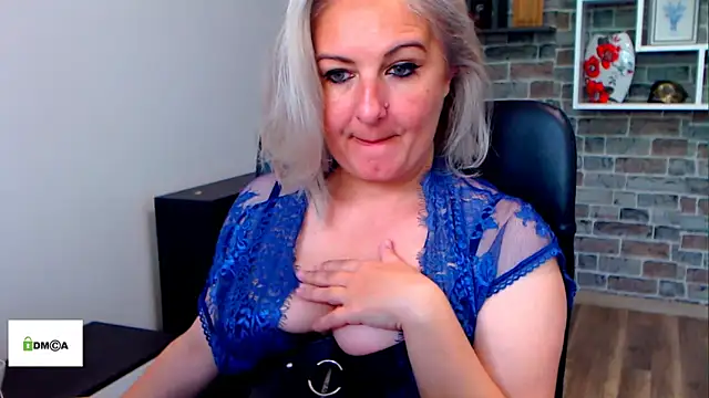 angel devil milf online show from 05.31.26