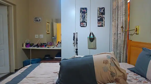 Snapshot of Hotgrannyx chatting on 01.21.25 Hotgrannyx online show from 01.21.25