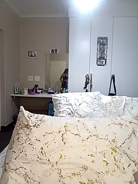 Snapshot of Hotgrannyx chatting on 09.13.25 Hotgrannyx online show from 09.13.25