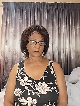 Snapshot of Hotgrannyx chatting on 05.31.26 Hotgrannyx online show from 05.31.26
