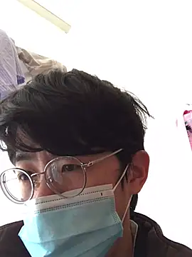 Snapshot of o0-69o chatting on 02.02.25 o0-69o online show from 02.02.25