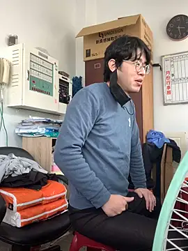 Snapshot of o0-69o chatting on 02.26.25 o0-69o online show from 02.26.25