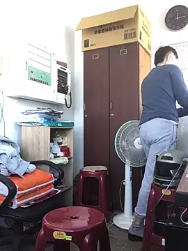 Snapshot of o0-69o chatting on 03.20.25 o0-69o online show from 03.20.25