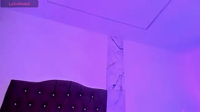 alysson 18 online show from 11.28.25