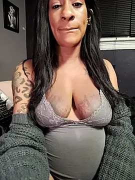 Snapshot of iitsolivia13 chatting on 03.02.25 iitsolivia13 online show from 03.02.25