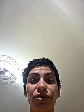 Snapshot of hotSANDRA_STARR chatting on 10.04.25 hotSANDRA STARR online show from 10.04.25