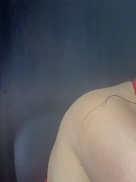 Snapshot of RsellAmb chatting on 11.13.25 RsellAmb online show from 11.13.25