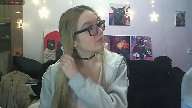 Snapshot of SecretSophia chatting on 02.01.26 SecretSophia online show from 02.01.26