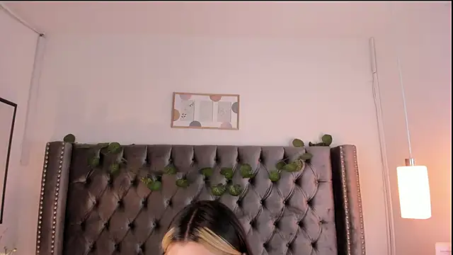 Kim Blane online show from 03.21.25