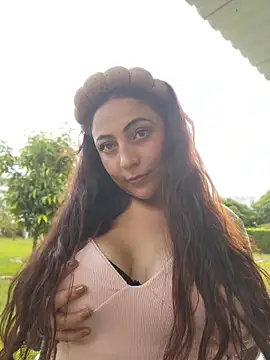 VickyHoult online show from 06.09.26