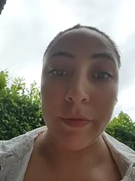 VickyHoult online show from 07.11.26